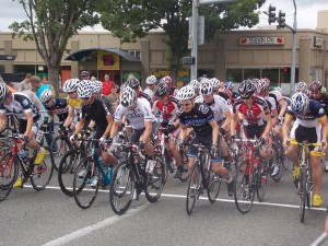 cycling_crowd_shot