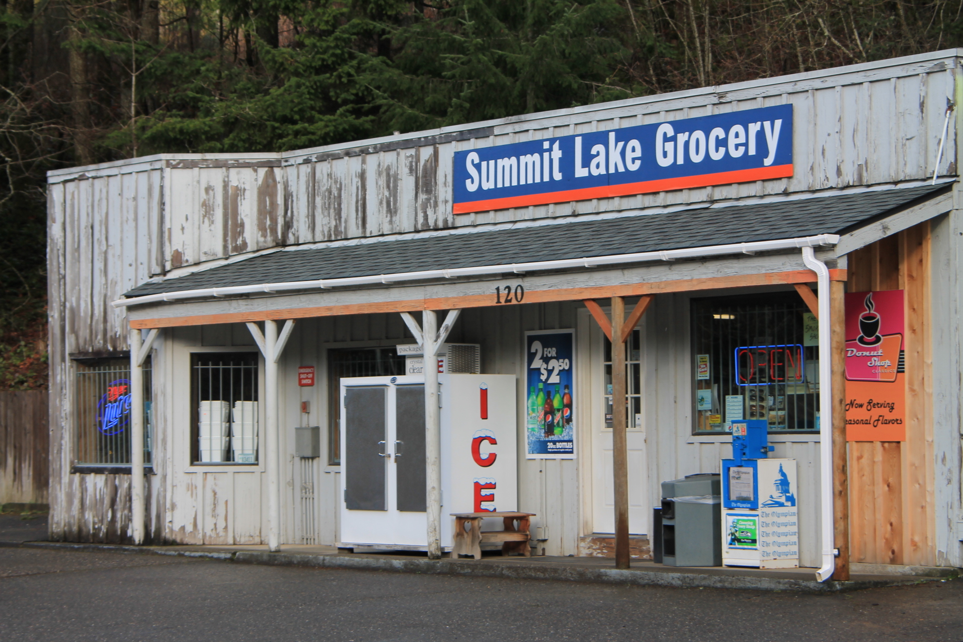 summit lake grocery