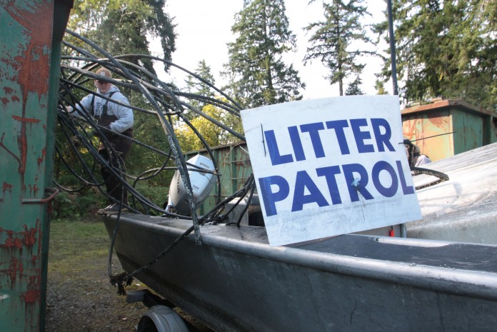 olympia beach clean-up