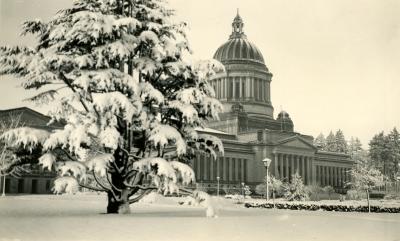 Ice skating article--Legislative Building in snow olympia history