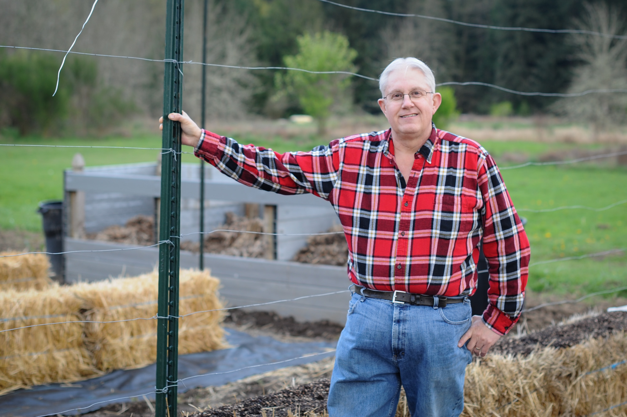 Chip Beatty garden straw bale gardening