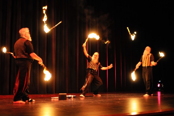 mud bay jugglers