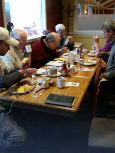 Local investing group meets for breakfast in Tumwater prior to discussing the latest real estate opportunities.