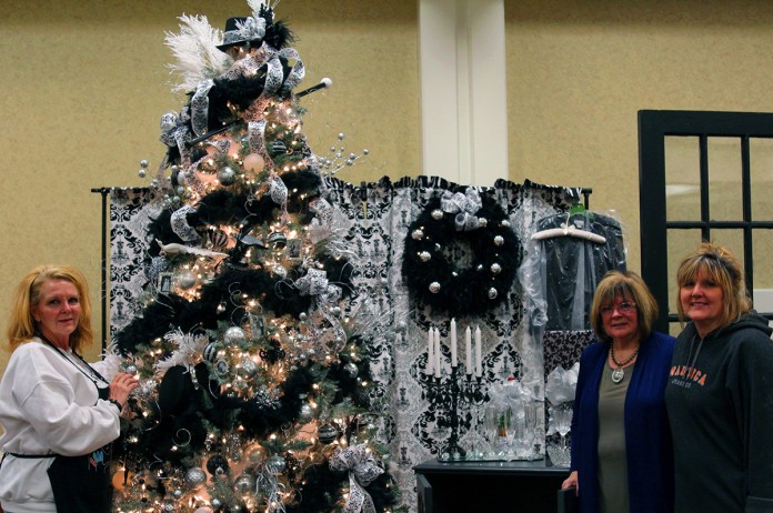 Puttin on the ritz Christmas Forest 2016 Dashing Through the Snow