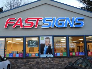 lacey fastsigns