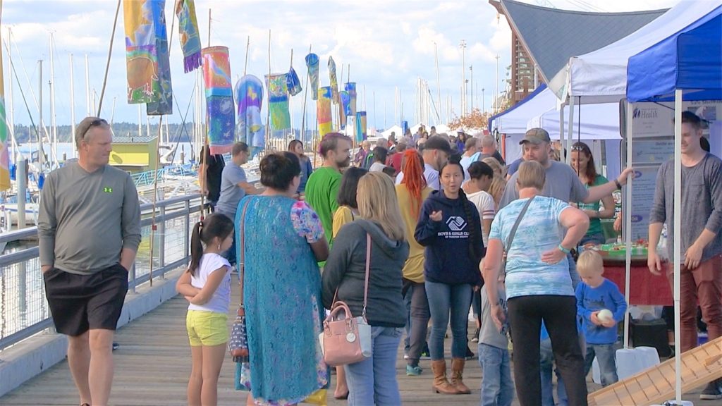 Thrifty Thurston Sends a Tribute to Tugboats during Harbor Days