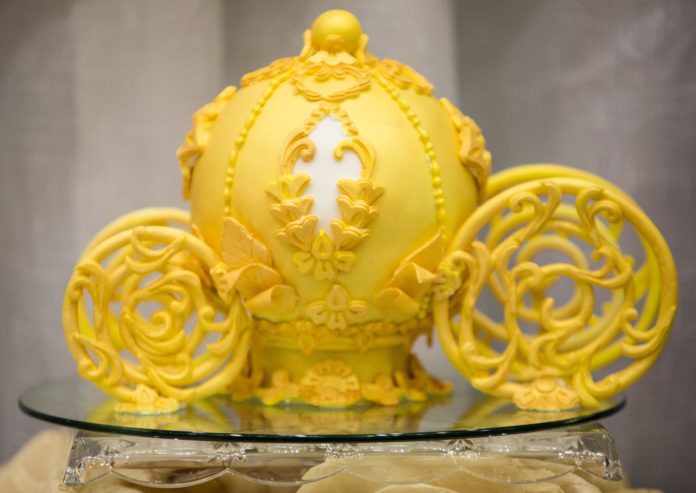 Truffles Cakery Cinderella Carriage (Rachelle Erickson) Custom cakes, Olympia