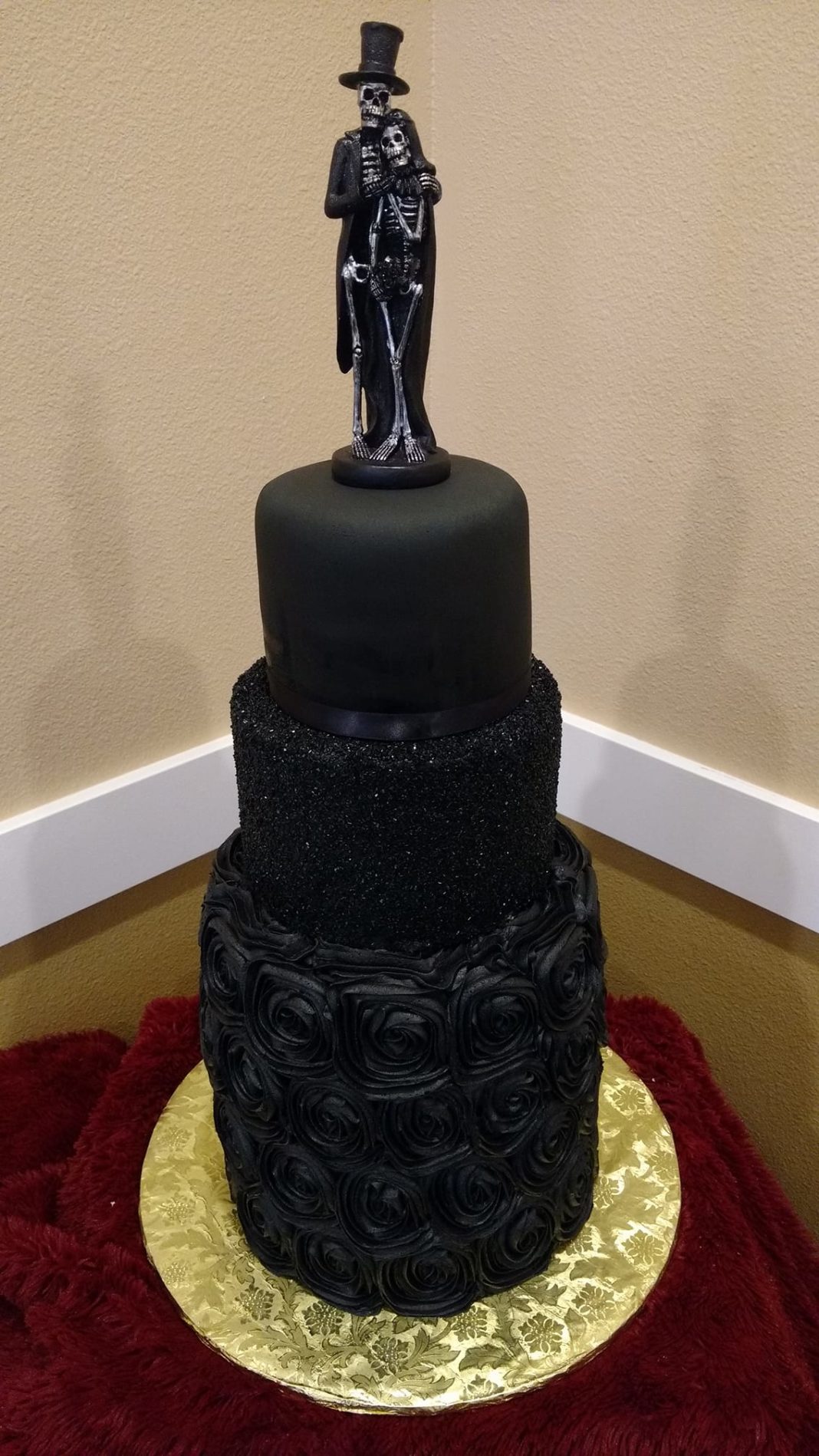 Stephanie Floth Creates Artistic, Award-Winning Cakes at Truffles