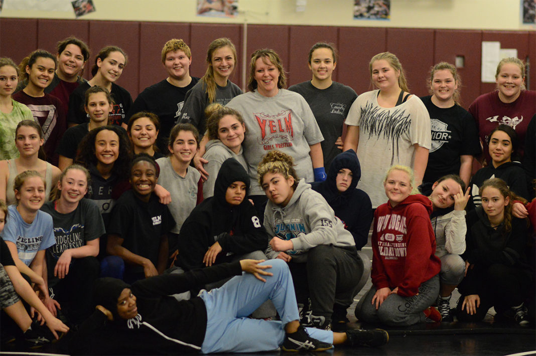 Yelm Girls wrestling