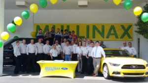 Mullinax Ford Pacific Avenue team