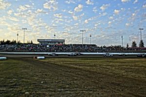 Grays Harbor Raceway A close race at Grays Harbor Raceway