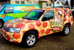 Eastside Big Tom helps neighbors pizza truck