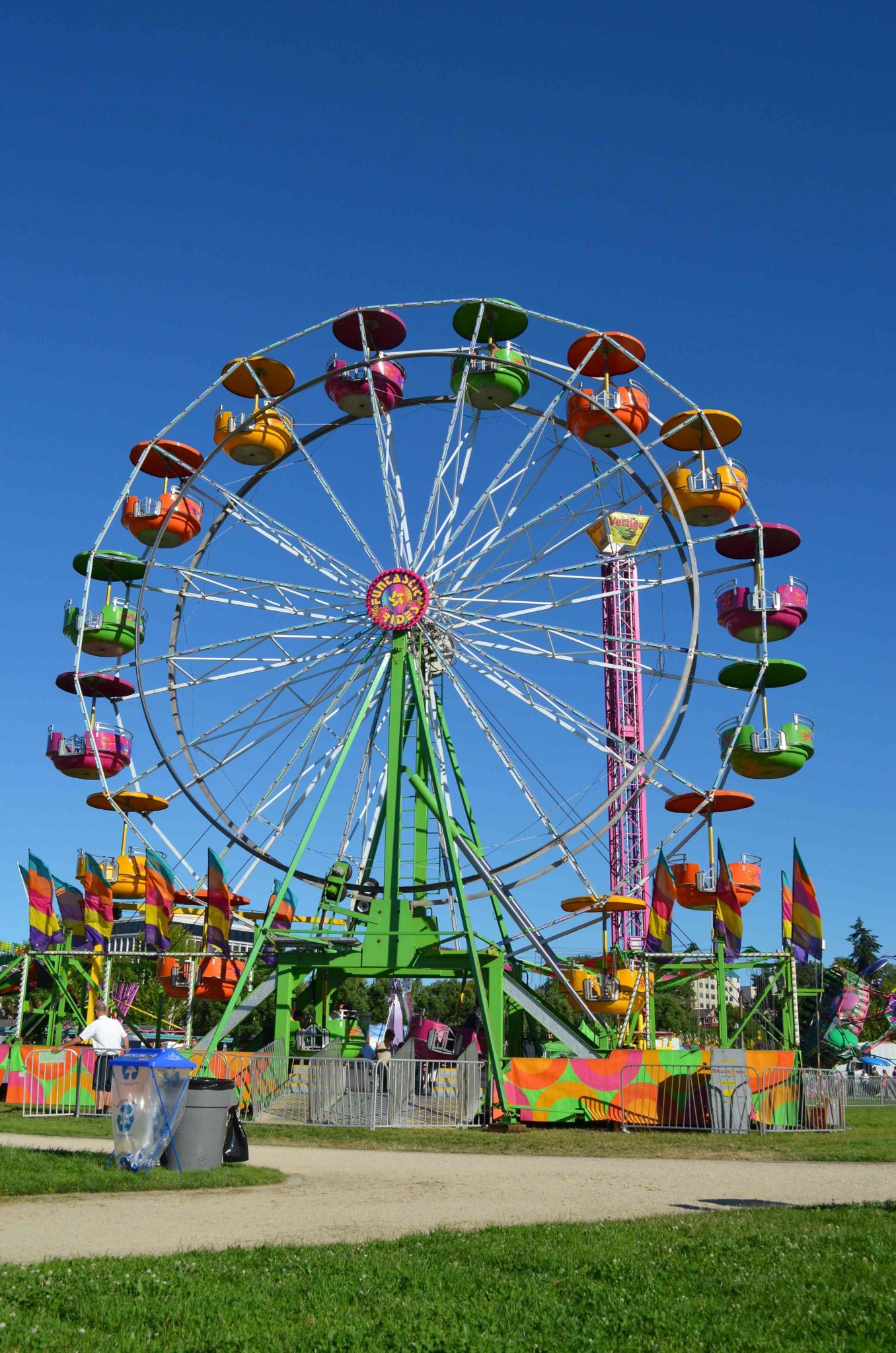 Olympia Lakefair 2018 is in Full Swing View Photos and Schedule Here