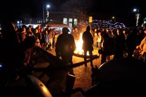 Montesano Festival of Lights Yule Log crowd