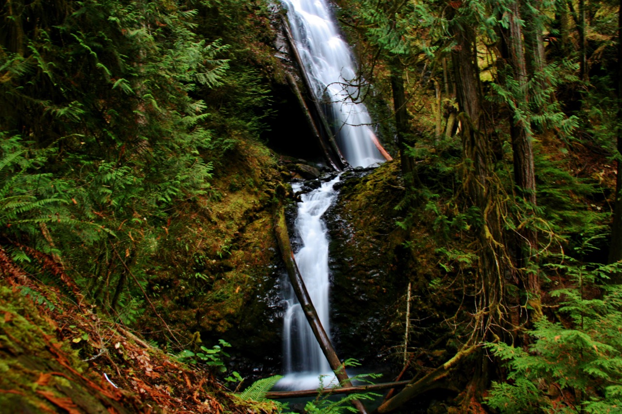 Murhut Falls