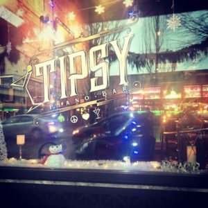 Tipsy Holiday 2018 Window