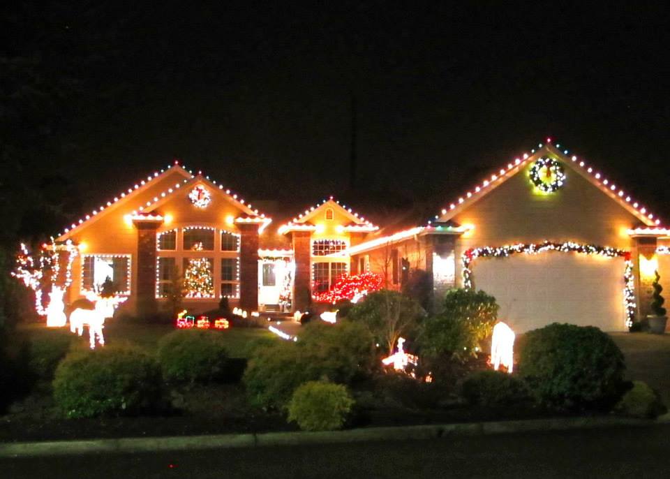 Thrifty Thurston Looks at Christmas Lights ThurstonTalk