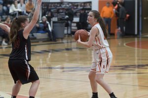 rainiers girls basketball