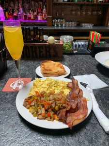 Brunch at Tipsy Piano Bar