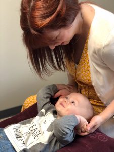 360 Chiropractic Dr Stefanie Olar infant adjustment