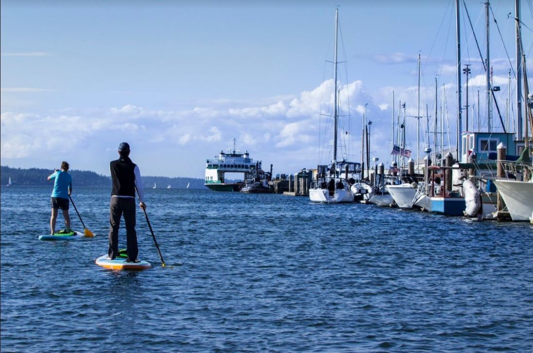 Olympia Washington paddleboarding on a windy day