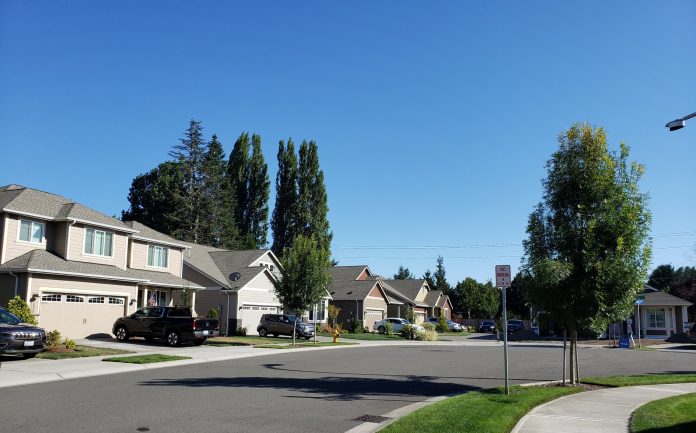 Rob Rice Homes New Homes in Tumwater Black Lake Palisades Streetscape Rob Rice Homes New Homes in Tumwater Black Lake Palisades Streetscape