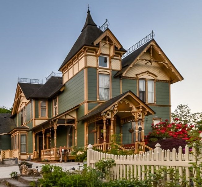 Olympia Federal Savings Sponsors 2019 Holiday Tour of Homes Takes You Into the Wildwood Neighborhood Swantown Inn Olympia Federal Savings Sponsors 2019 Holiday Tour of Homes Takes You Into the Wildwood Neighborhood Swantown Inn