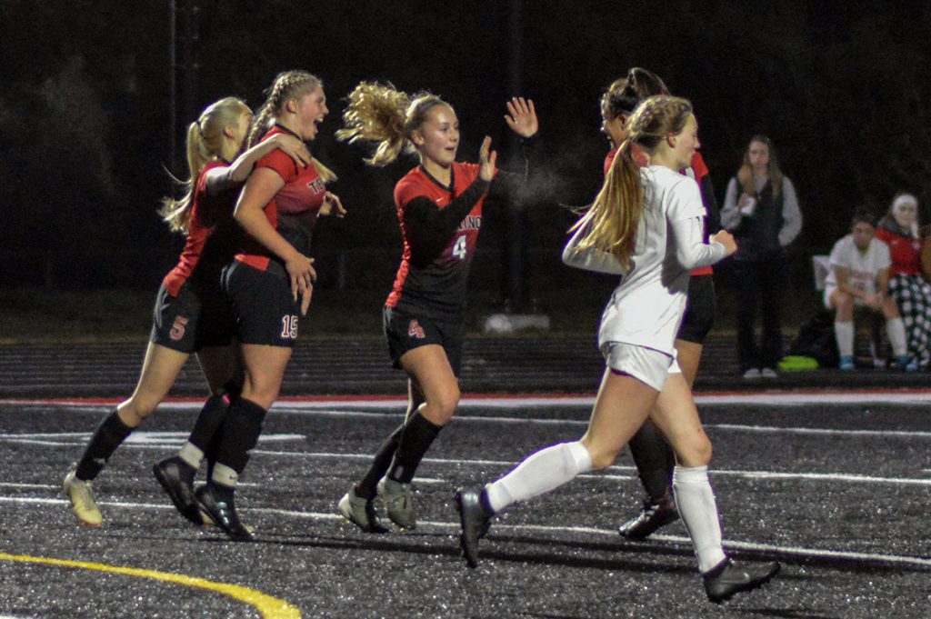 Tenino girls soccer state