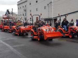 Yelm Christmas in the Park J&I Tractors