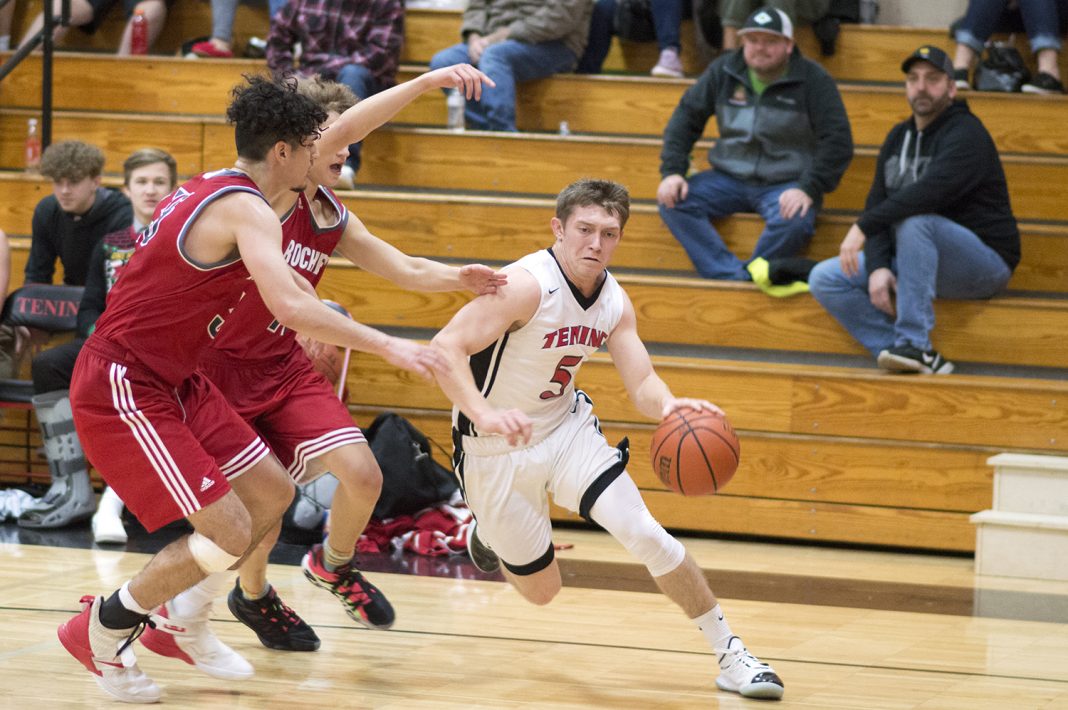 Tenino boys basketball Brewer Hickle