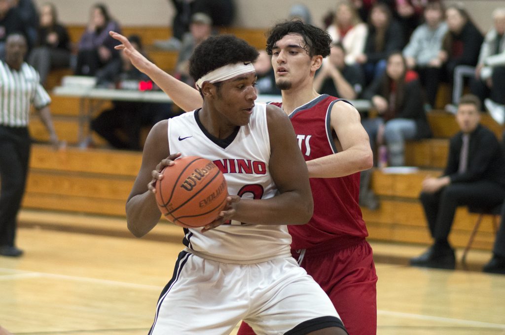 Tenino boys basketball Brewer Hickle