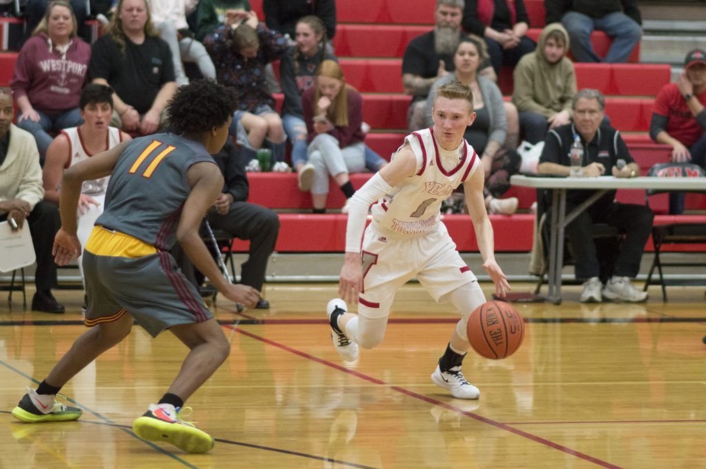 Yelm boys basketball Austin Schaler