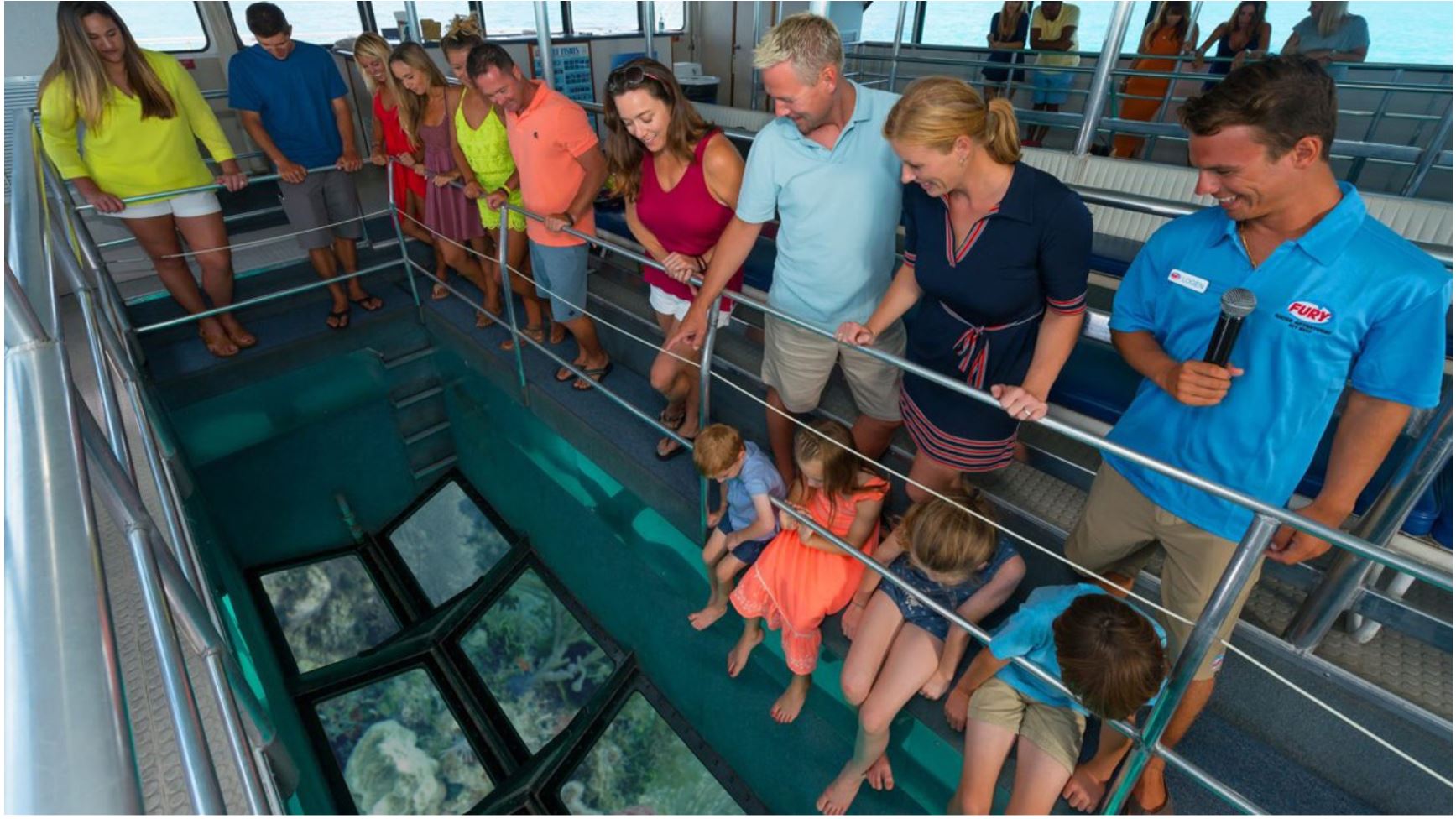 Is It Actually Possible To Cut Glass With Scissors Underwater? 