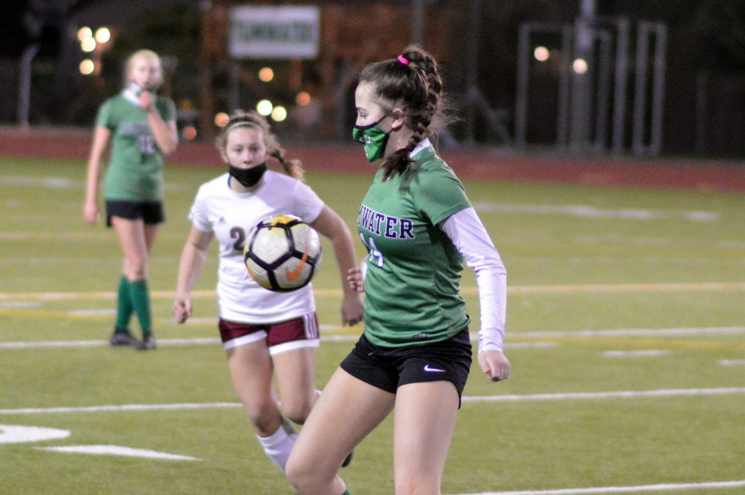 Tumwater-girls-soccer-5