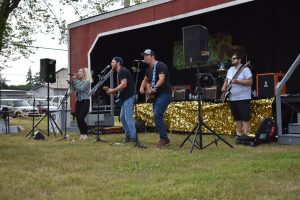 McCleary Bear Festival music in the park