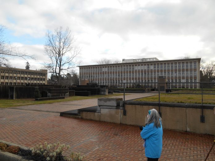 Washington-State-Capitol-Campus east plaza