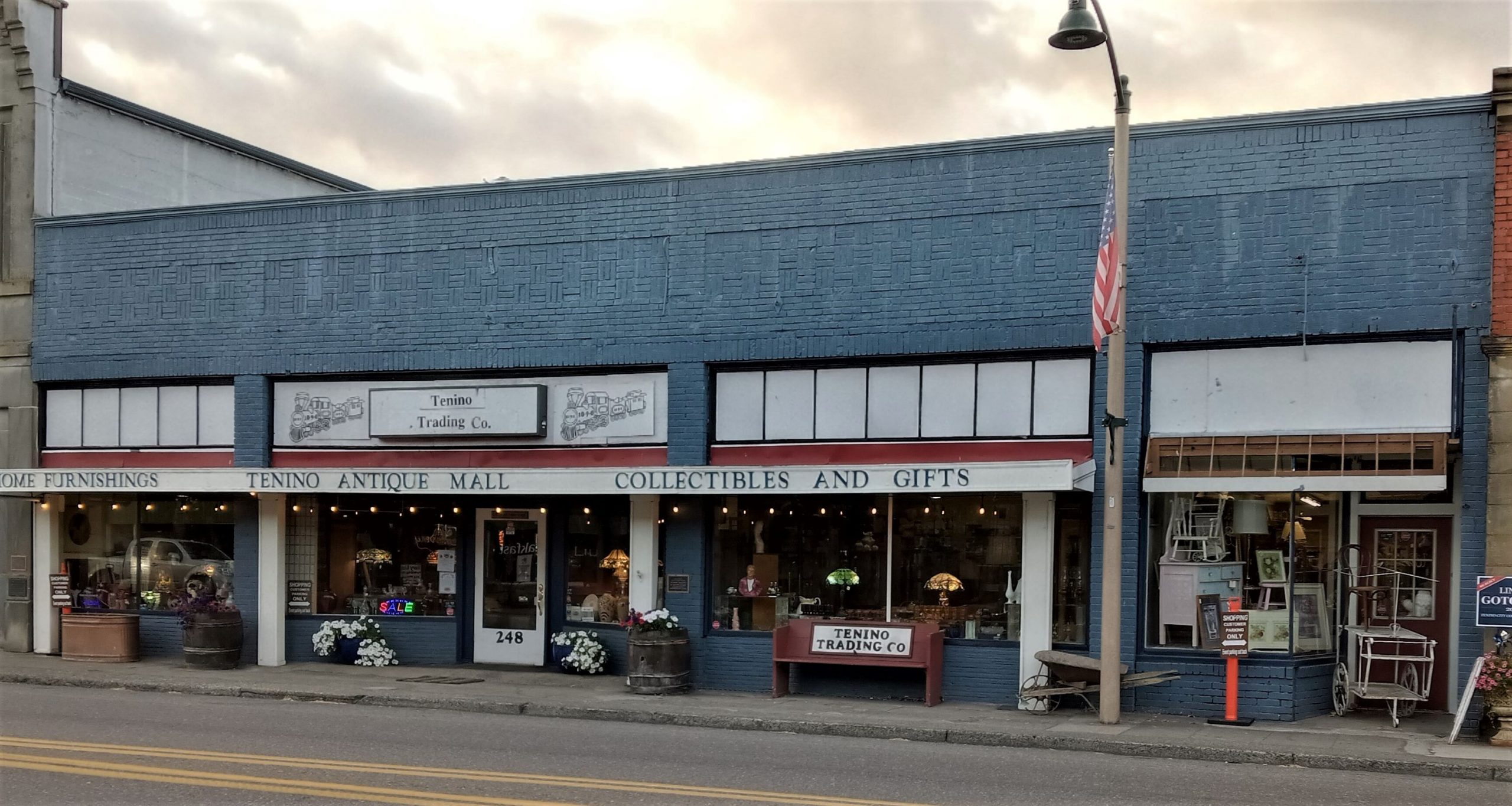 Tenino facade grant Tenino-Antique-Mall-Tenino-WA-resized