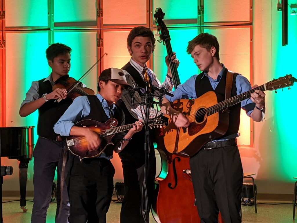 bluegrass from the festival Crying-Uncle