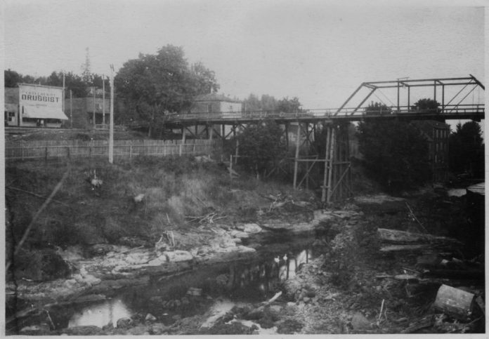 The-Tumwater-We-Never-Knew-Don-Trosper Reserve-Street-Bridge The-Tumwater-We-Never-Knew-Don-Trosper Reserve-Street-Bridge