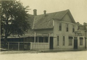 Doanes-oyster-house-side