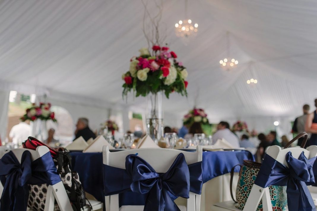 Olympia-Country-and-Golf-Club-banquet-tent