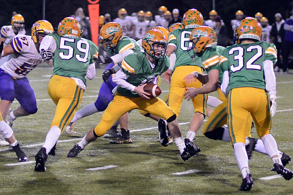 Tumwater-football-playoffs-4