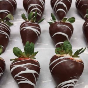 Thriftway-Valentines-Day-Strawberries
