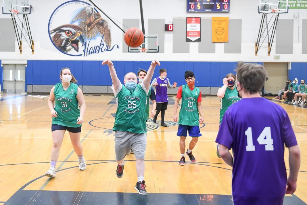 Unified Basketball 8977