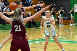 Tumwater-girls-basketball-Amendala-4