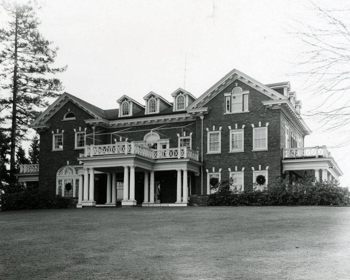 The Governor’s Mansion in 1958.