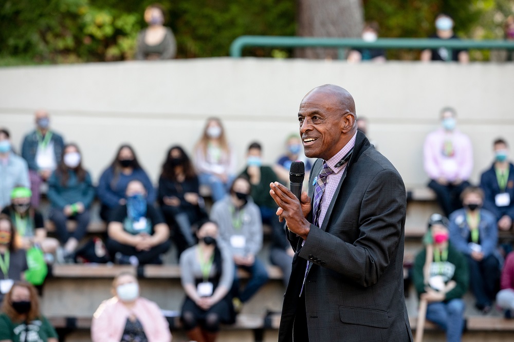 Dr. Dexter Gordon speaks to the student body at The Evergreen State College
