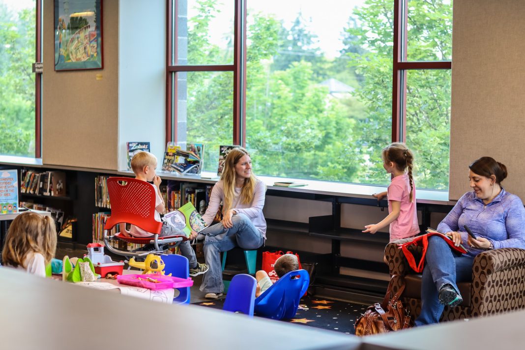 children playing inside a Timberland Regional Library