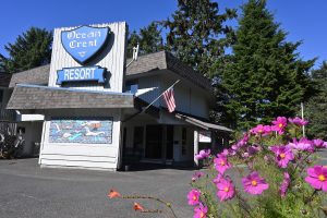 Ocean Crest Resort and Restaurant building