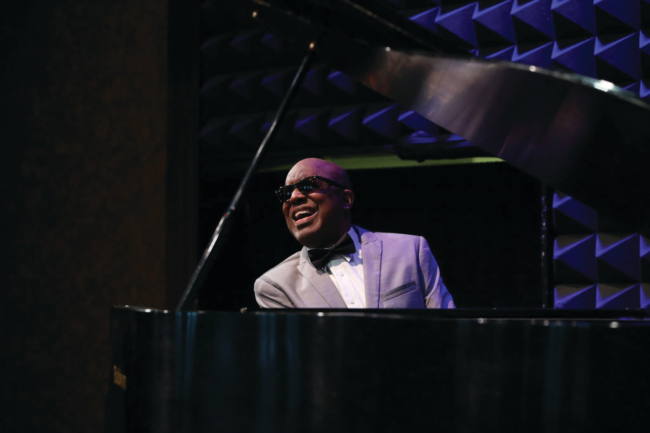 Kenneth Brawner on stage as Ray Charles